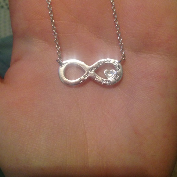 Necklace - Picture 3 of 3