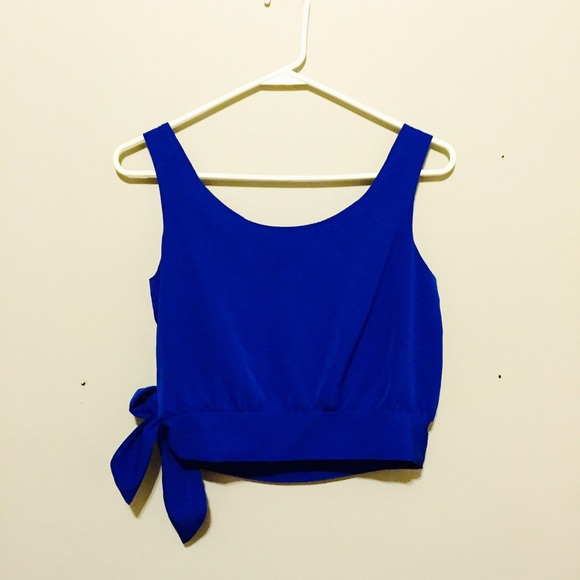 Pretty Royal Blue Crop-Top