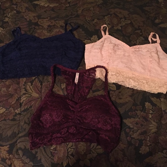 3 bralettes
