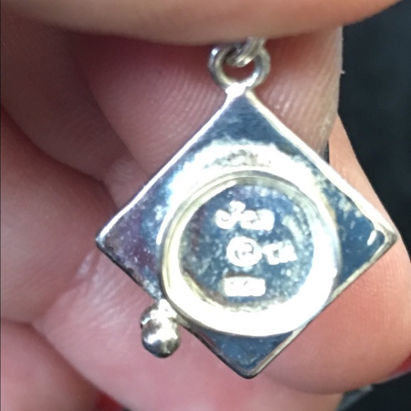 Graduation Cap Charm - Picture 3 of 3