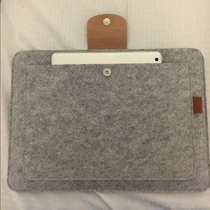 13" laptop case I have 15" for this style as well.