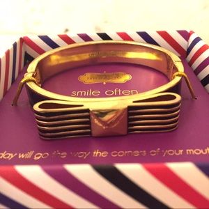 Bow Bangle