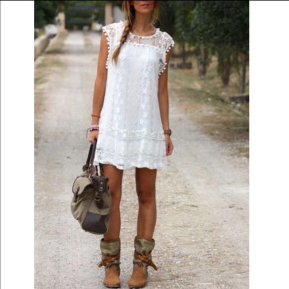 Boho Sleeveless Black Lace Mini Dress NWT - Picture 2 of 8