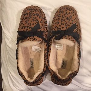 So Comfy - Leopard Ugg Slippers!