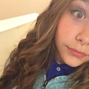 Meet your Posher, Isabel