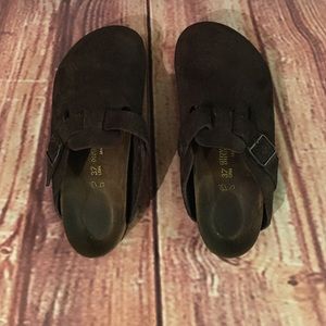 Birkenstock "Boston Mocha Suede" Size 37 or size 7