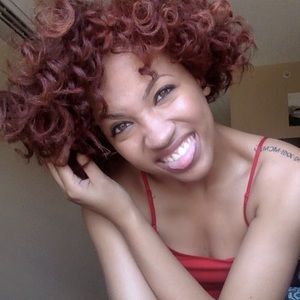 Meet your Posher, Melissa