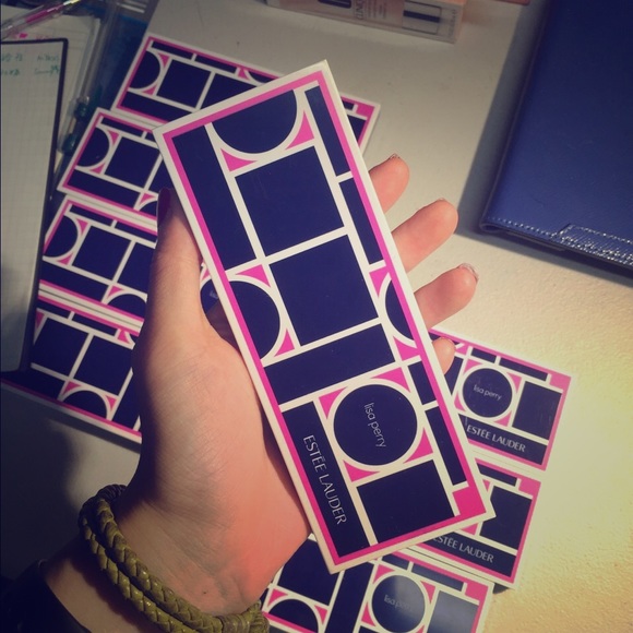 ⚠️⚠️SOLD！！⚠️⚠️estee lauder lisa perry eye shadow - Picture 1 of 3