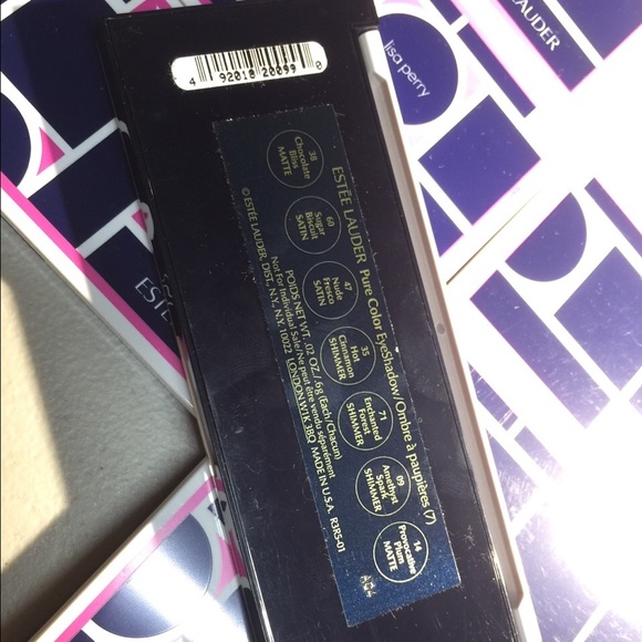 ⚠️⚠️SOLD！！⚠️⚠️estee lauder lisa perry eye shadow - Picture 3 of 3