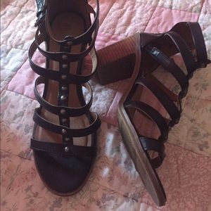 Gladiator Sandals Chunk Heel Size 8