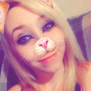 Meet your Posher, Brittney