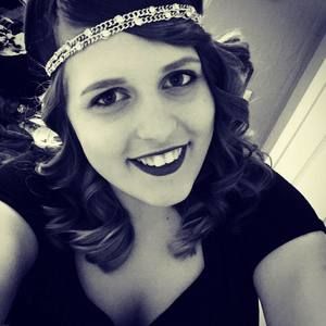 Meet your Posher, Chloe