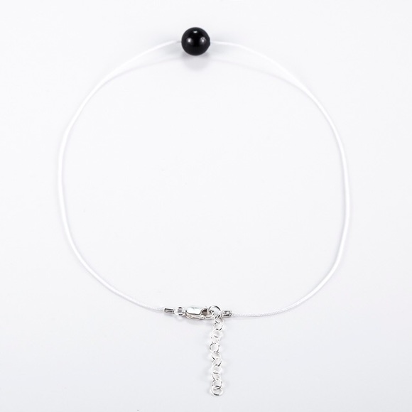 white silk choker - Picture 2 of 4
