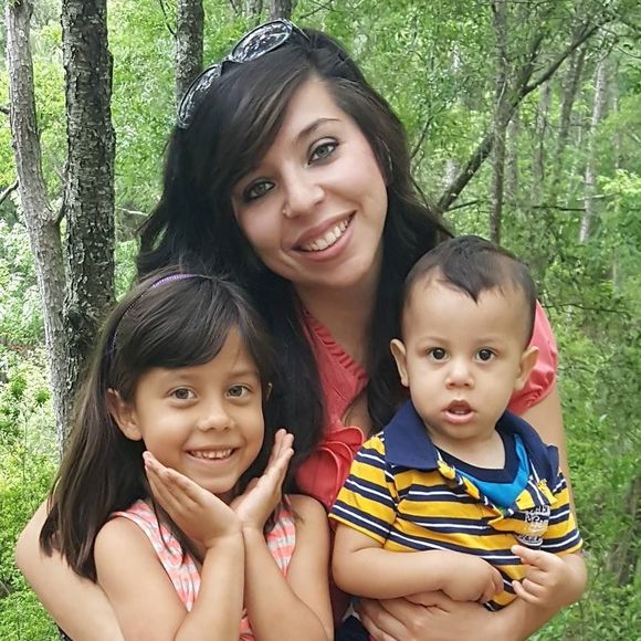 Meet your Posher, Iris - Picture 1 of 1