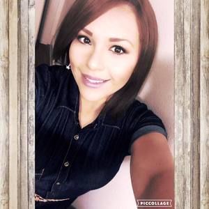 Meet your Posher, Christina