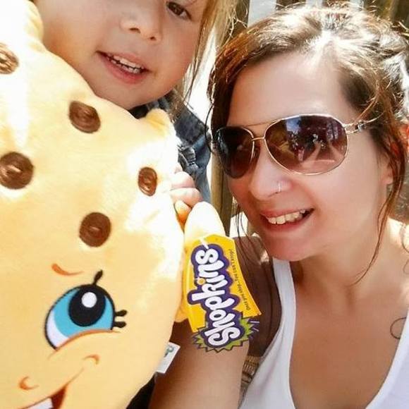 Meet your Posher, Danica