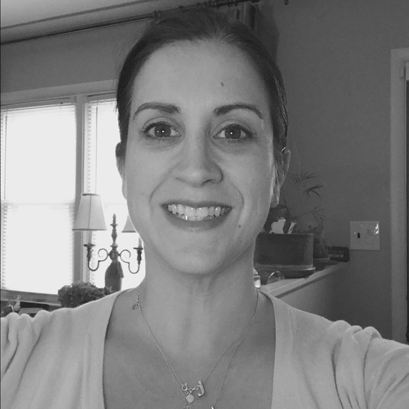 Meet your Posher, Robyn