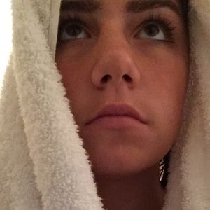 Meet your Posher, Carly