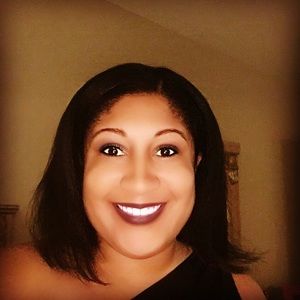 Meet your Posher, Leigha