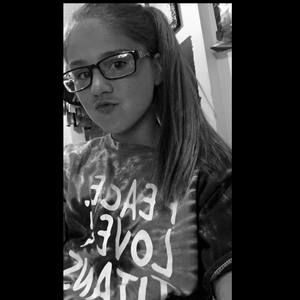 Meet your Posher, Haylee