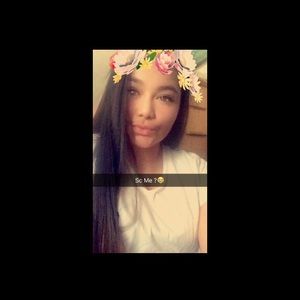 Meet your Posher, Selena