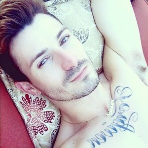 Meet your Posher, Robbie