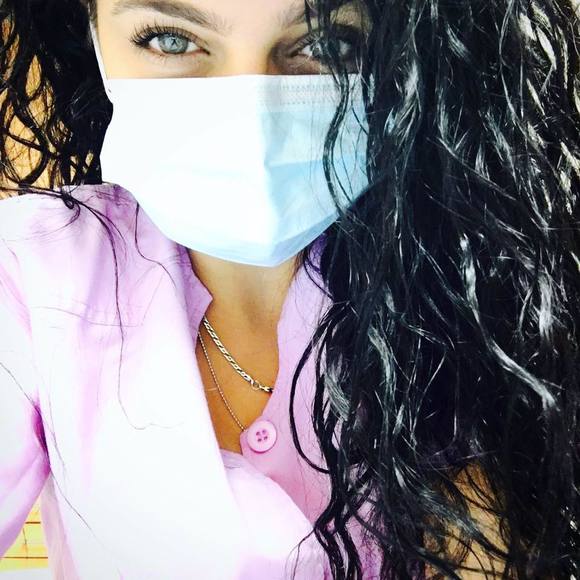 Meet your Posher, Elina