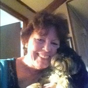 Meet your Posher, Polly