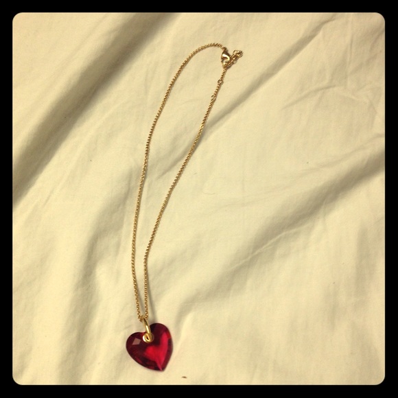 Perfect condition! Swarovski ruby heart necklace - Picture 1 of 4