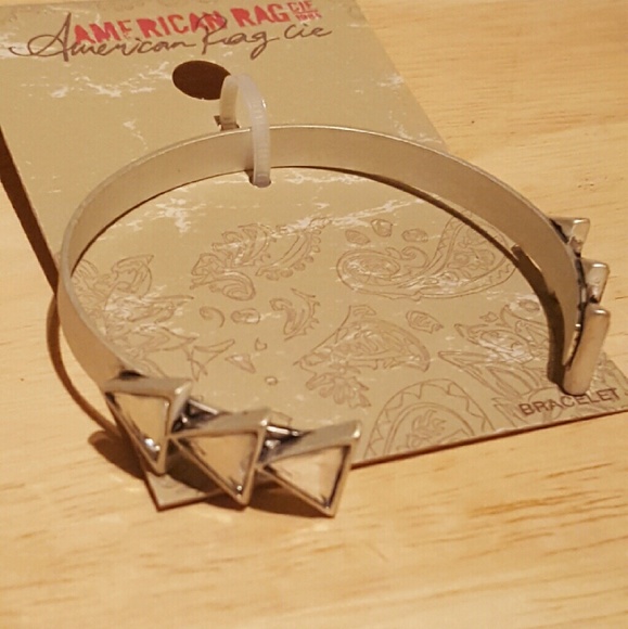 Silver-tone triangle cuff - Picture 1 of 4