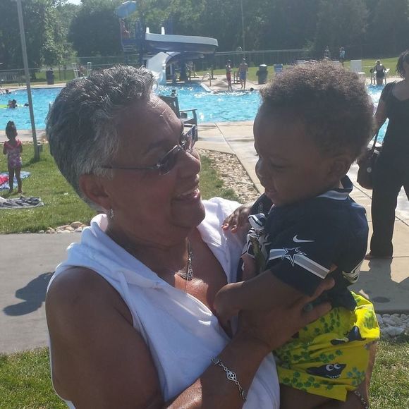 Meet your Posher, Tracey - Picture 1 of 1