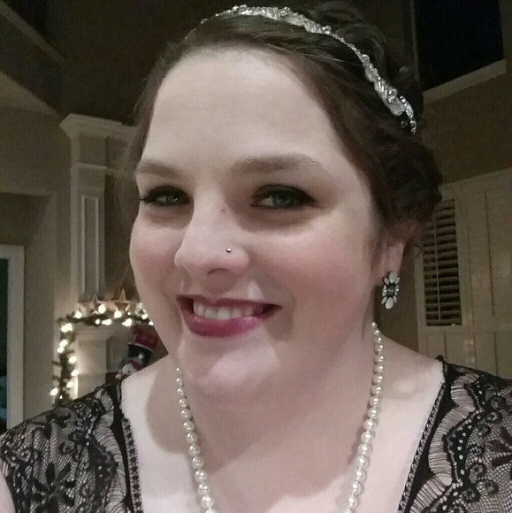 Meet your Posher, Catherine - Picture 3 of 7