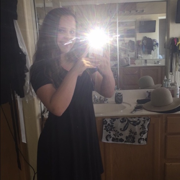 Meet your Posher, Bela