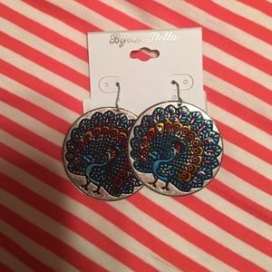 🚫SOLD🚫NWT Peacock disk earrings