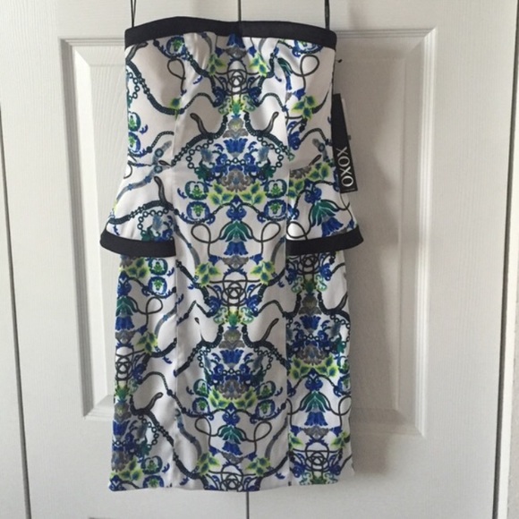 NWT Strapless mini dress