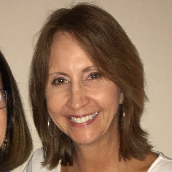 Meet your Posher, Denise - Picture 1 of 1