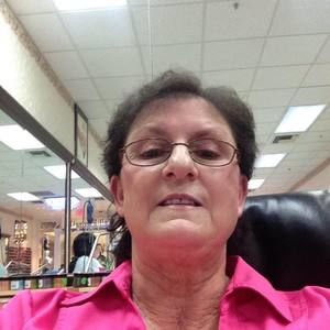 Meet your Posher, Della