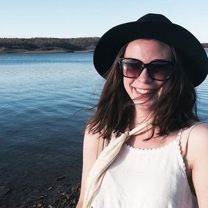 Meet your Posher, Calli