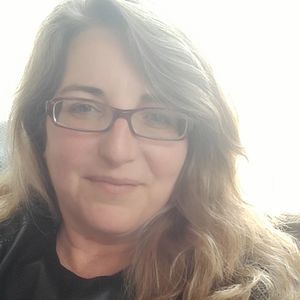 Meet your Posher, Lydia