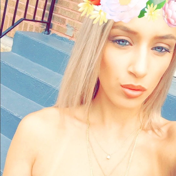 Meet your Posher, Orange