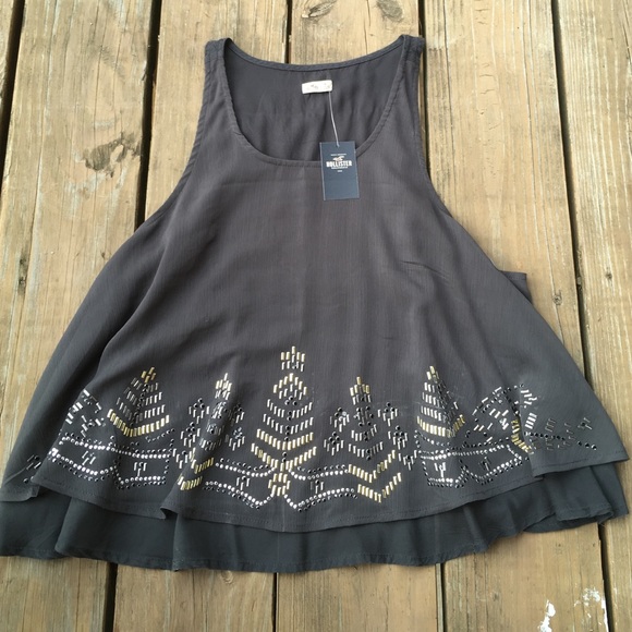 NWT Hollister tank