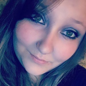 Meet your Posher, Brandi