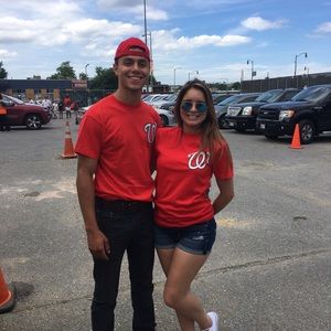 Meet your Posher, Caitlin