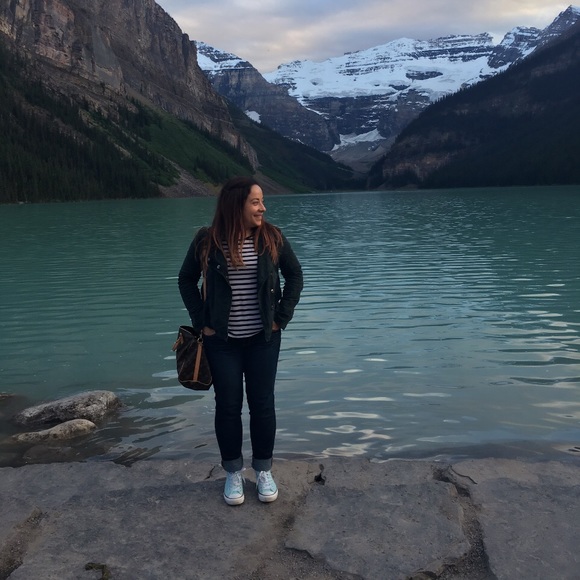 Meet your Posher, Leticia