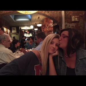 Meet your Posher, Ashlan