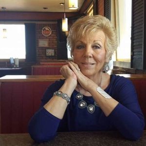 Meet your Posher, Connie