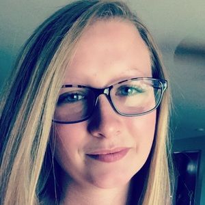 Meet your Posher, Elisabeth