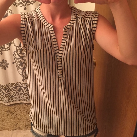 Black and white striped tank top