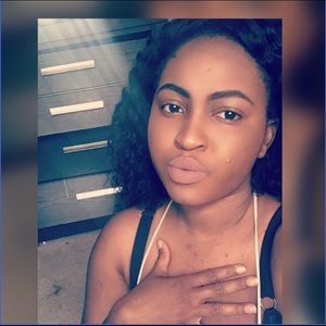 Meet your Posher, Aminata