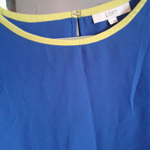 Top - Picture 2 of 4